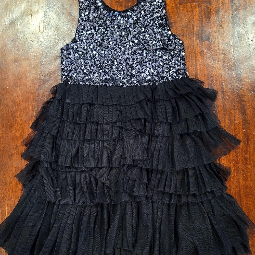 NWT Tulle and sequins cocktail dress M
